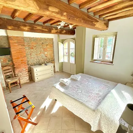 Frühstückspension Alloro Capannori